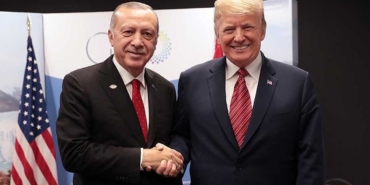 Trump’tan Erdoğan’a övgü: “Türkiye, Suriye’nin anahtarı”