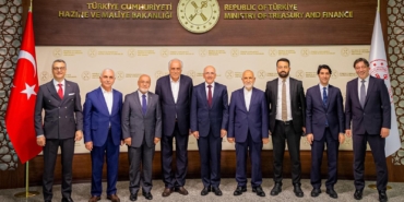 SİİRT VAKFI ANKARA ŞUBESİ’NDEN HAZİNE VE MALİYE BAKANI ŞİMŞEK’E ZİYARET
