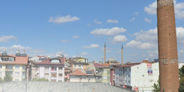 Tarihin Sessiz Tanığı Yenileniyor: Sivas Ulu Camii’nde Restorasyon Başladı