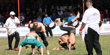 Türkiye Kısa Şalvar Güreş Şampiyonası Kahramanmaraş’ta Başladı