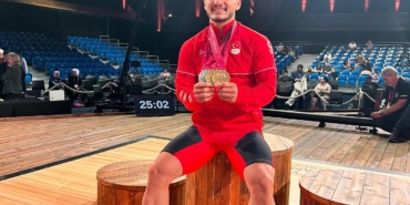 Milli Halterci Muhammed Furkan Özbek, Rekorla Dünya Şampiyonu Oldu