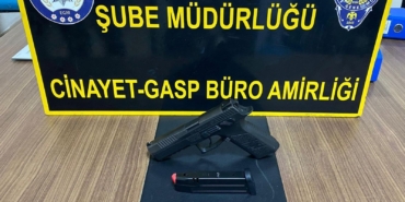 Kars’ta Asayiş Uygulamalarında: Ruhsatsız Silahlar ve suç unsurları ele geçirildi