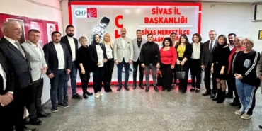 Divriği Heyetinden CHP Sivas İl Başkanlığı’na Anlamlı Ziyaret