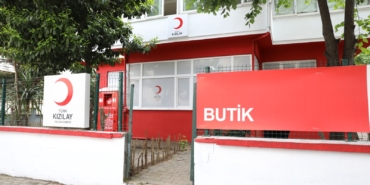 Kızılay ve Üniversite El Ele: Öğrenciler İçin Sosyal Butik Açılıyor