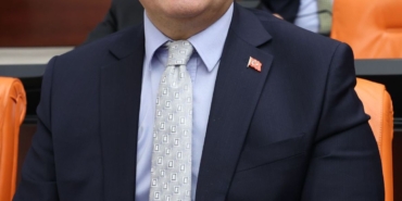 Milletvekili Mustafa Canbey’den Yeni Yıl Mesajı: 2026, Dayanışmayla Güçlendiğimiz Bir Yıl Olacak