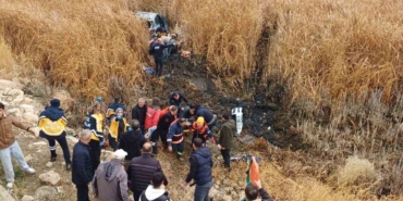 Van’da Araç Bataklığa Uçtu: 5 Yaralı
