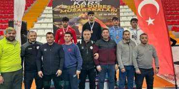 U-17 Serbest ve Grekoromen Grup Güreş Müsabakaları Tamamlandı