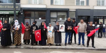 Vanlı Anne: “Çocuklarımızın Hayallerini Çaldılar”