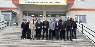 AK Parti Kars Milletvekili Adem Çalkın, okullara yönelik ziyaretlerini sürdürüyor