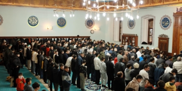 Bin aydan hayırlı gece: Kadir Gecesi bugün Kars’ta tüm camilerde idrak edilecek