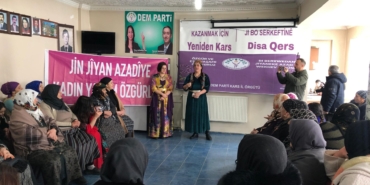 Kars DEM Parti 8 Mart’ı müziksiz ve halaysız kutladı