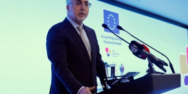 Bakan Işıkhan: “Önce İnsan, Önce İnsani Değerler Diyerek Projelerimizi Yürüttük”