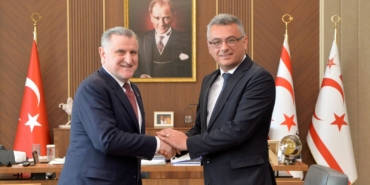 KKTC Cumhurbaşkanı Erhürman, Bakan Bak ve Kızılay Heyetini Kabul Etti