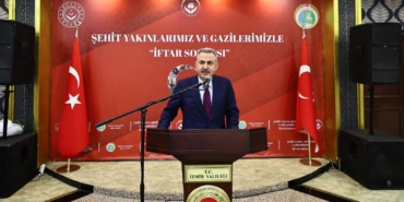 İzmir Valisi Süleyman Elban Şehit Aileleriyle İftar Programında Buluştu