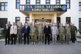 GENELKURMAY-BASKANI-BAYRAKTAROGLU-NATO-_1277231_380104-scaled.jpg