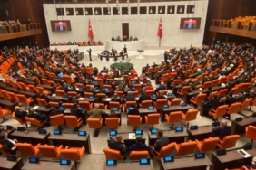 TBMMDE-YENI-YASAMA-YILI-BASLIYOR_937715_278454-scaled.jpg