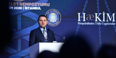 BAKAN-GURLEK-SAGLIK-CALISANLARIMIZA-YON_1559939_464182.jpg