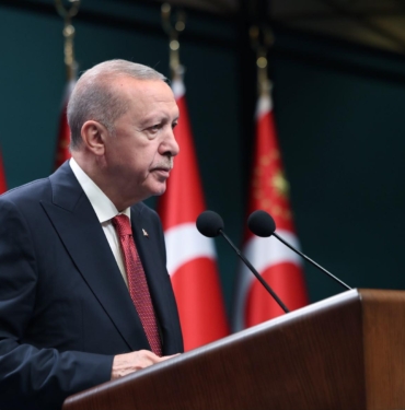 CUMHURBASKANI-ERDOGAN-MILLETIMIZIN-HAK-_1551314_461621.jpg