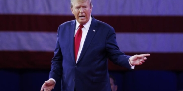 TRUMP-JAPONYA-ABDDE-IKI-CIP-FABRIKASI_1555387_462877.jpg